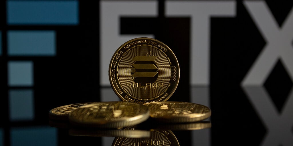 Solana Drops 5% as FTX-Linked Address Moves SOL to Kraken, Binance