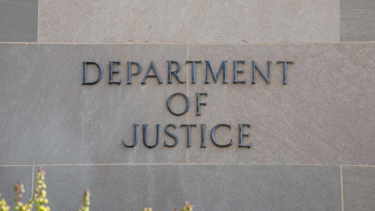 DOJ’s Unlawful Interpretation Threatens Bitcoin and Crypto Innovation, Lawmakers Warn