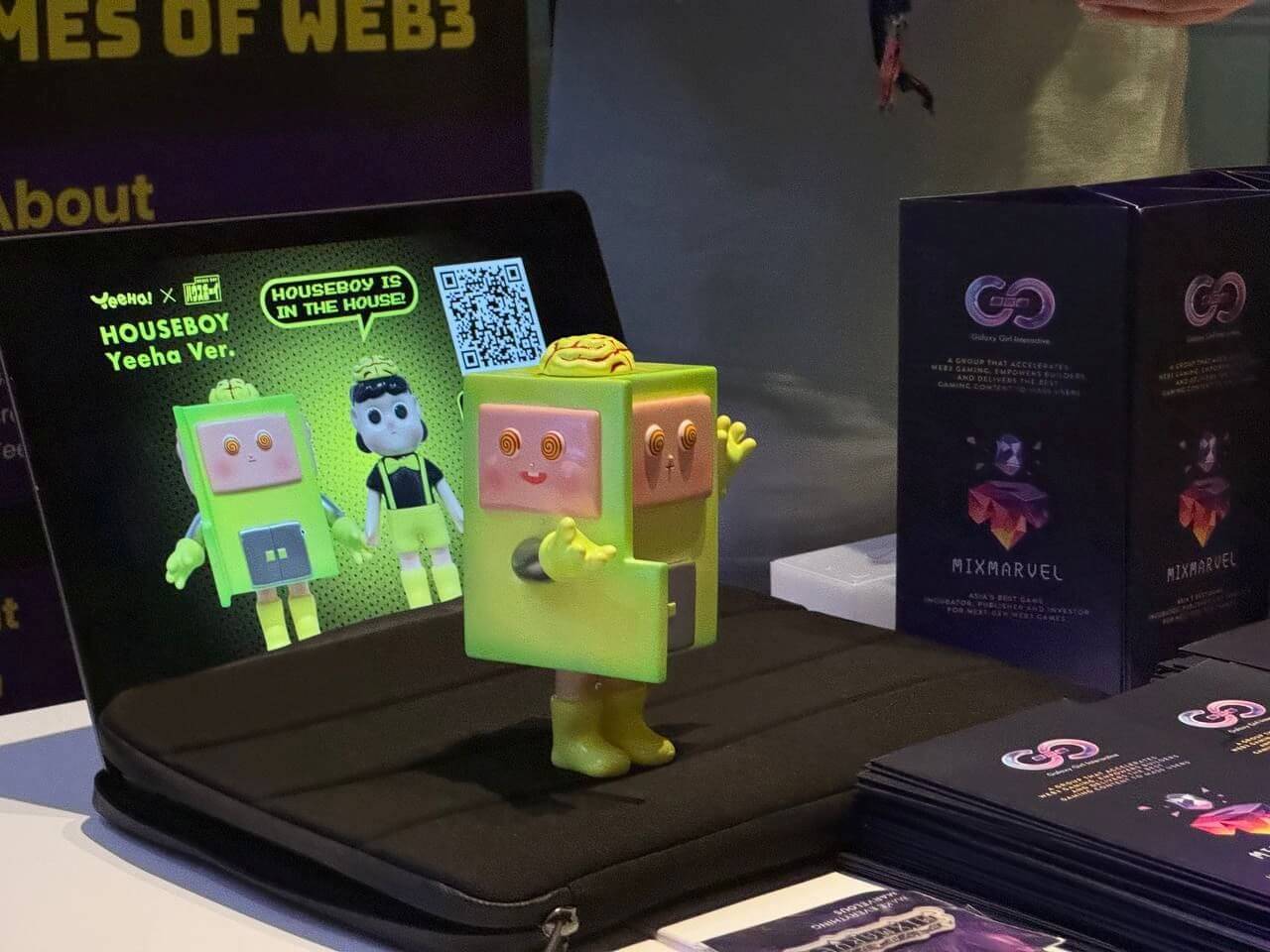 Yeeha! Games Partners with SOMSOC GALLERY to Bridge Web2 and Web3 through Designer Toy Art